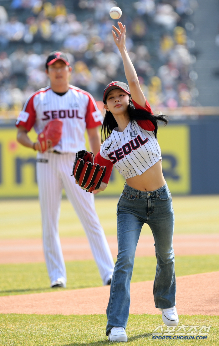 [포토] (여자)아이들 미연 '설레는 마음'