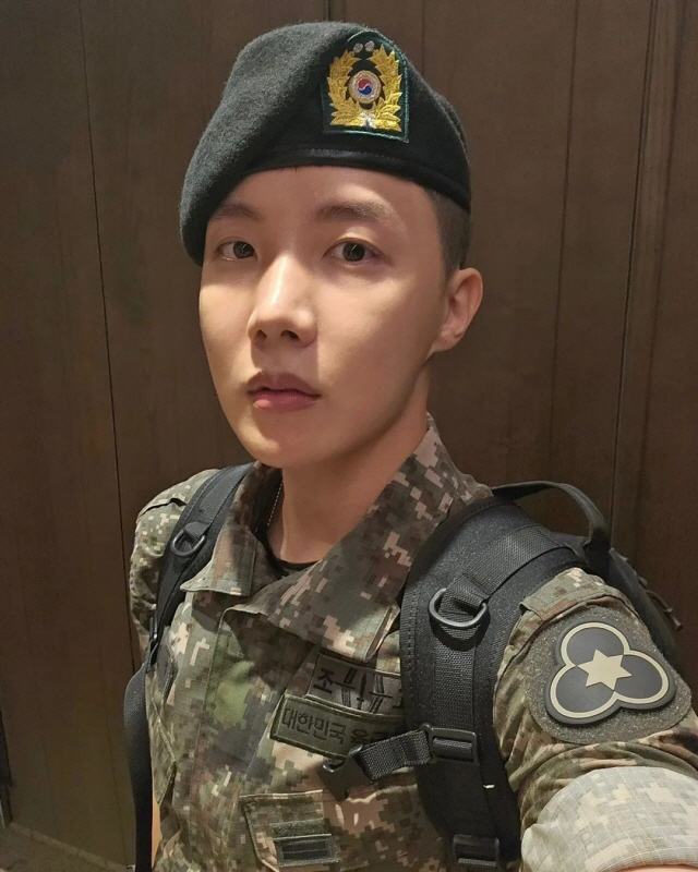 제이홉 "군대서 목욕 '연예인몸 봐라' 먼저 홀딱 벗었다"(요정재형)[종…