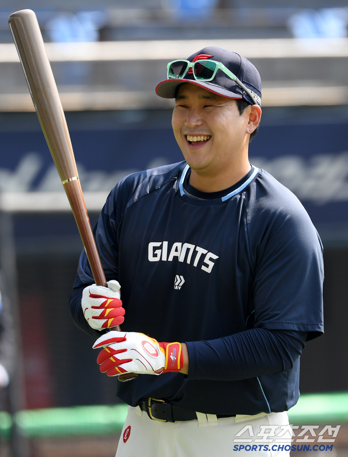 '악송구에 폭투까지...' 잠실 개막전 굳어버린 80억 FA 포수, '친…