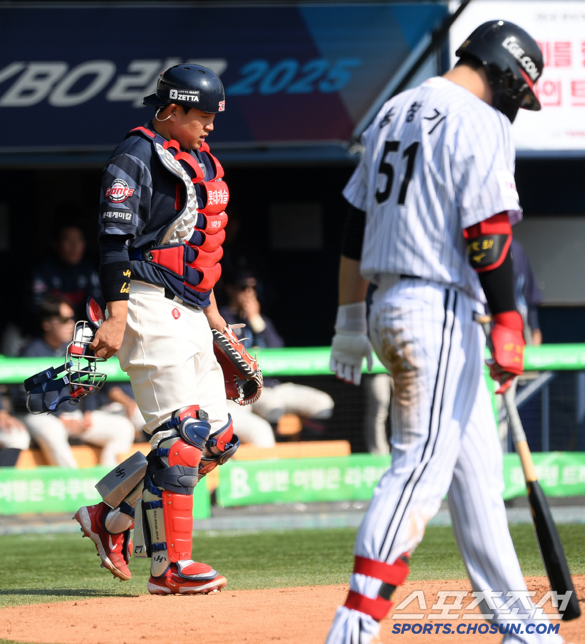 '악송구에 폭투까지...' 잠실 개막전 굳어버린 80억 FA 포수, '친…