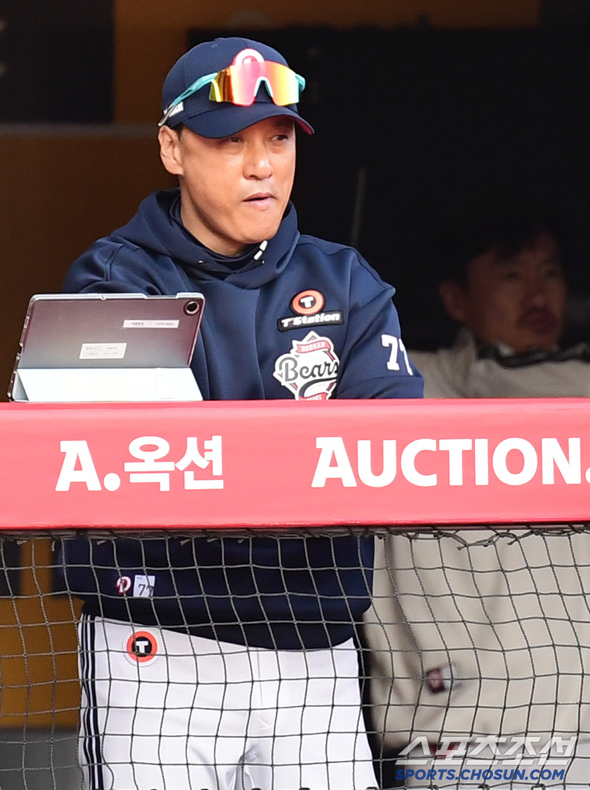 [두산 관전평] '7회도 로그 인' 악마의 유혹에 당했다