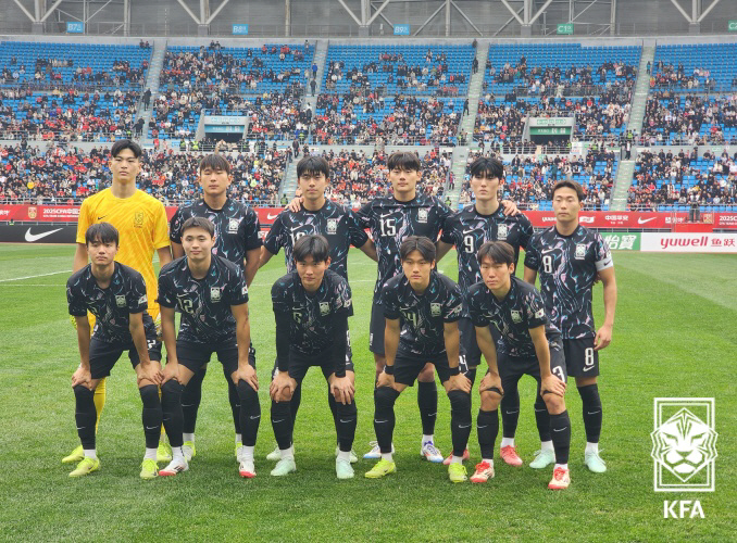 "8년만에 중국 참사" 한국 U-22 이창현 임시감독, 中 편파판정에 분…