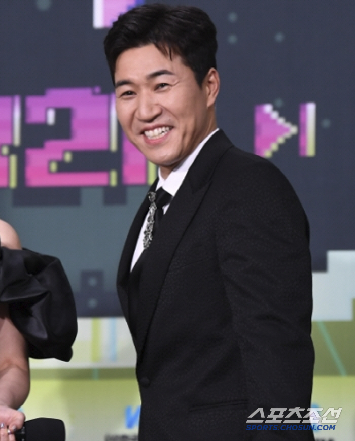 김종민, 4월 결혼식 비용만 1억...결국 '하객 모시기' 나섰다 "꼭 …
