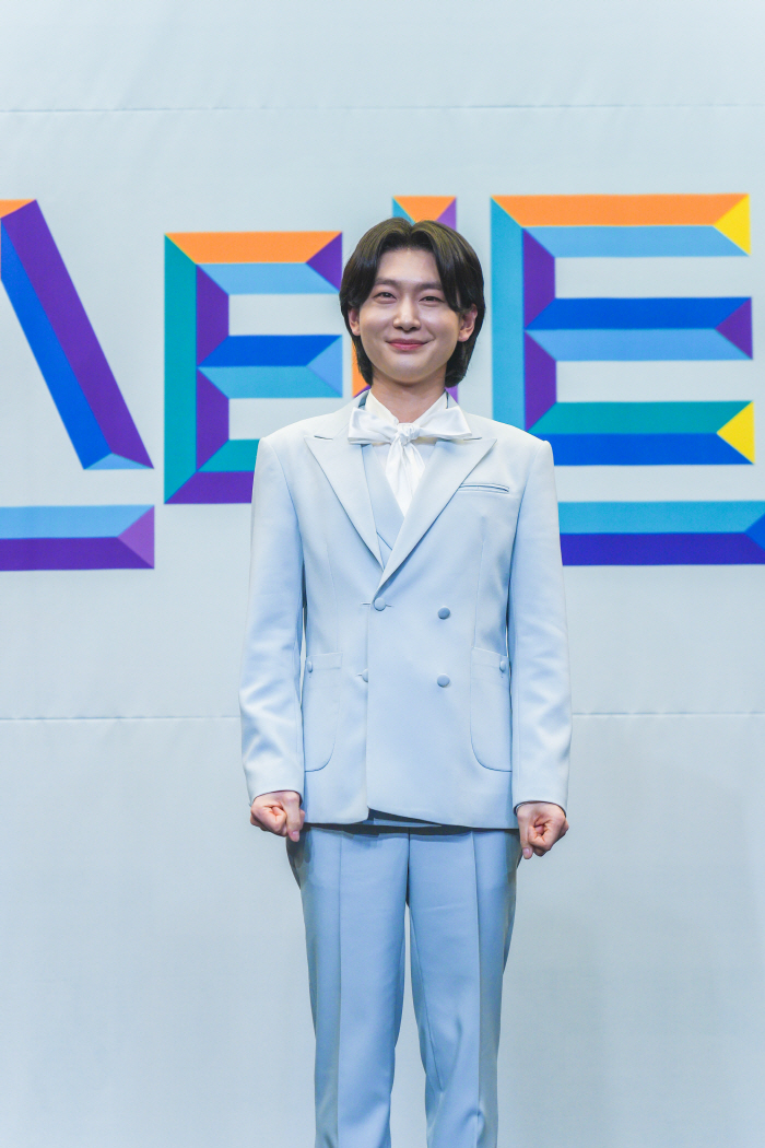 '미트3' 진 김용빈 "공황장애 있었는데…상금 3억? 편히 자는 곳에 놀러 가고파"