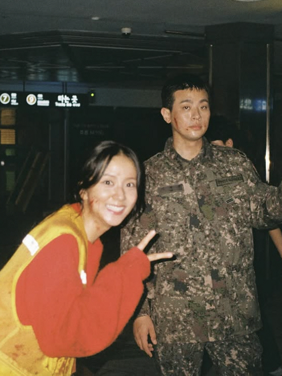 [SCin스타] 블랙핑크 지수, 연기력 논란 속 심경… "두려워 말길"