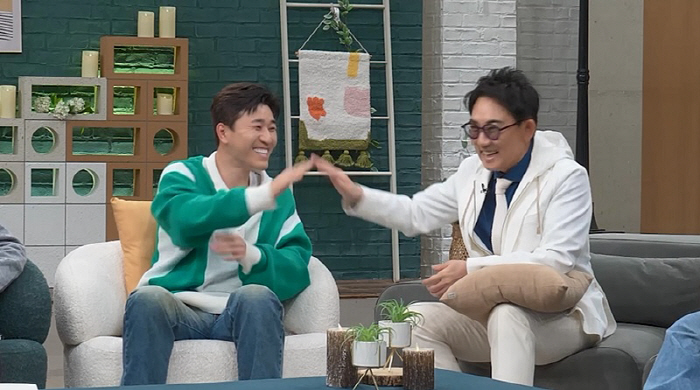 장우혁 "김종민 군대때 자대배치 받고 울더라..친구 결혼 자극받아 출연 …