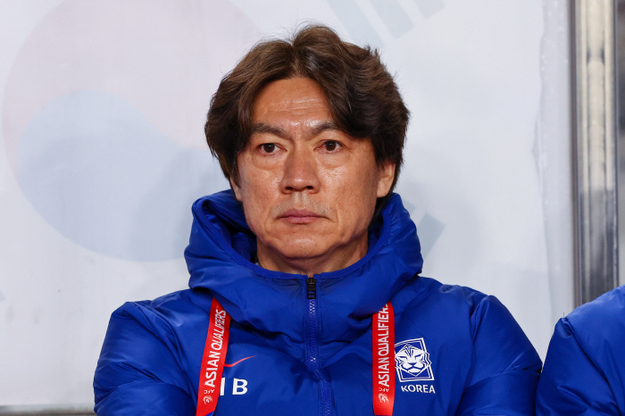 한국 축구 또 치욕, 월드컵 우승 후보 TOP 50 최하위 수준...일본…