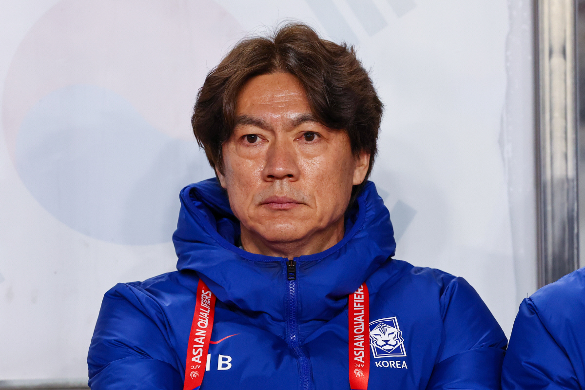 한국 축구 또 치욕, 월드컵 우승 후보 TOP 50 최하위 수준...일본…