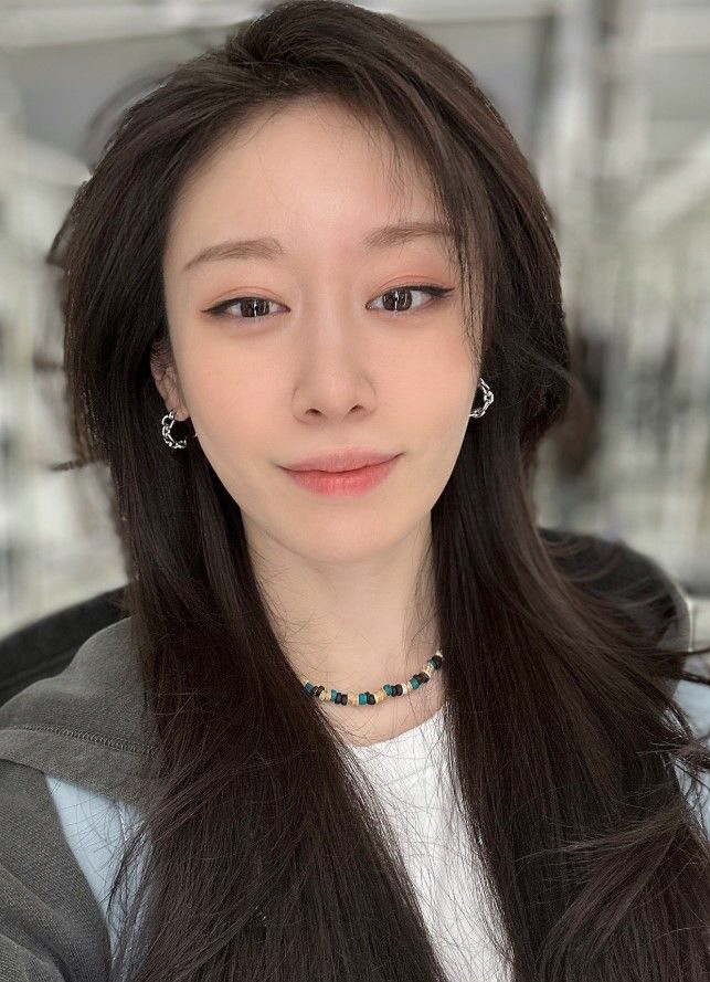 티아라 지연, 황재균 흔적 싹 지운 후..."잘 지내?"