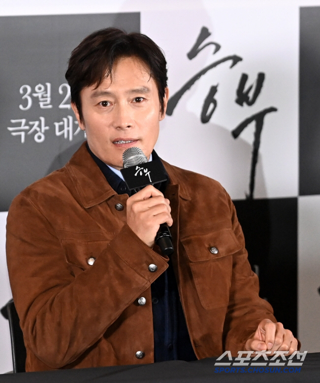 이병헌, 신동엽 '대변 실수썰' 풀었다..."이민정에게 팬티 새 거 주라고"(짠한형)
