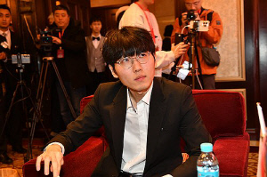 '23연승 질주' 신진서, 쏘팔코사놀도 무패가도 이어갈까