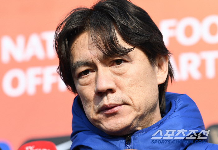 "회복력도 괴물" VS "애초에 가벼운 부상" 열흘만에 훈련복귀한 김민재…
