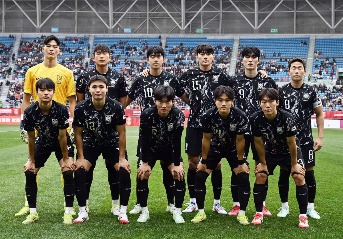 中 신났다 '중국 U-22, 한국 잡고 대회 첫 승'→韓 팬 분노 폭발 …