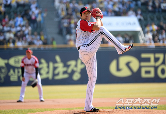 개막시리즈 선발 20명 중 유일한 7이닝 무실점 첫 승. 염갈량의 '히트…