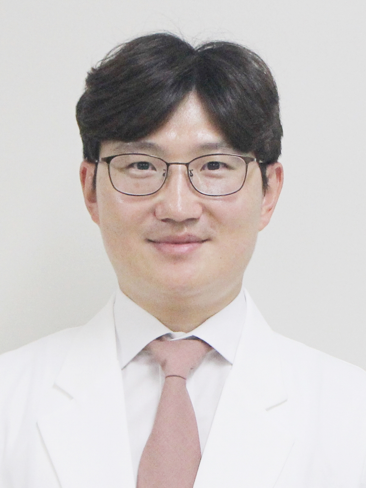 봄철 발이 '비명' 지른다, 발뒤꿈치 통증 있다면…