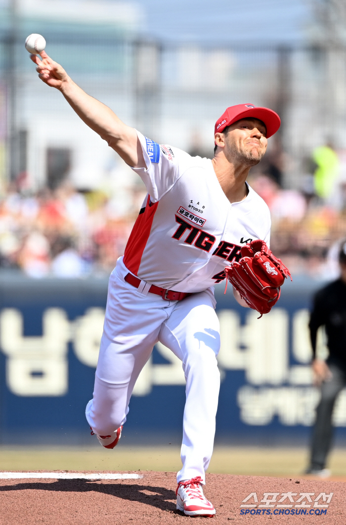 "저도 더 던지게 하고싶죠" 이범호 감독은 왜, 네일을 66구만에 내렸을…