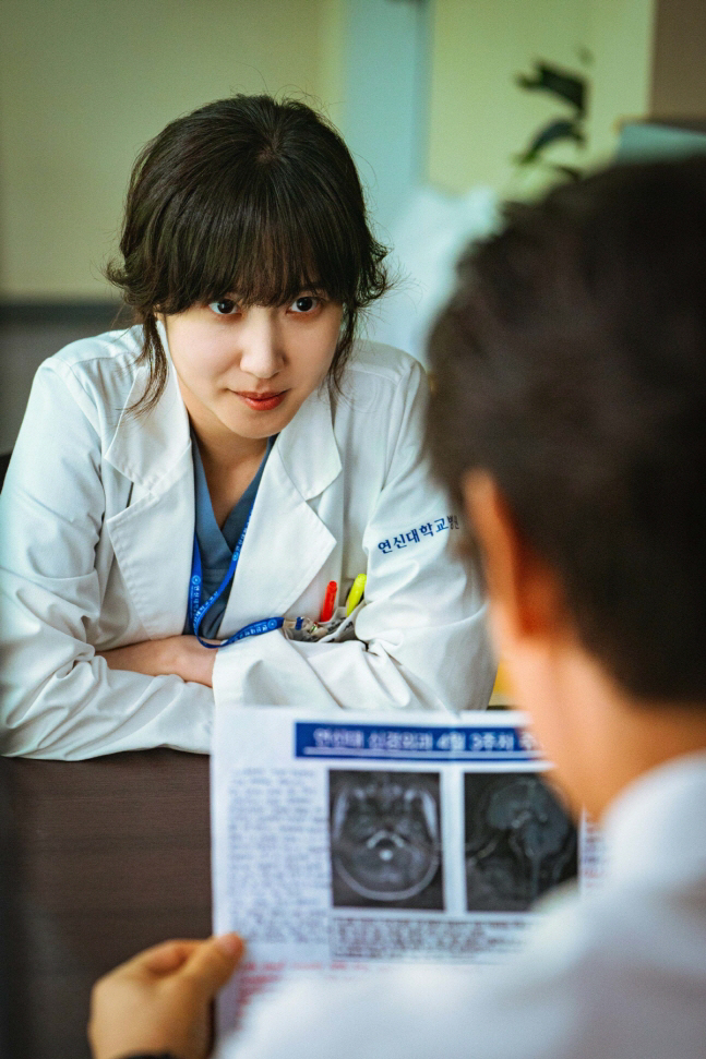 박은빈, 또 '세계 정복'..'우영우' 이어 '하이퍼나이프' 신드롬 시작