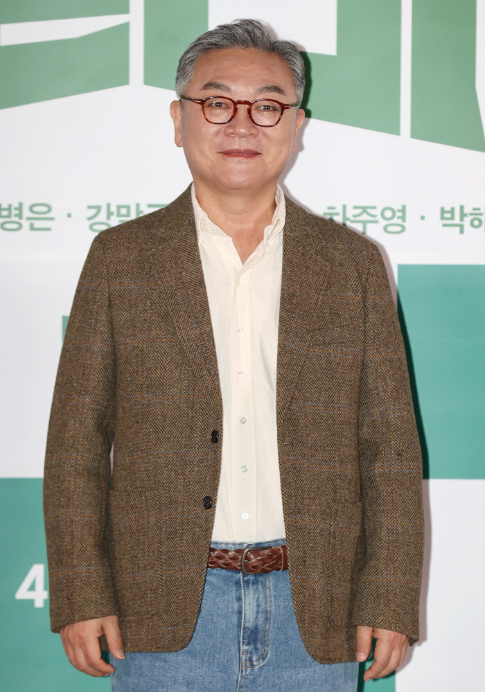 '로비' 김의성 "젠틀하고 멋진 캐릭터 원했는데, 전작의 비호감 뛰어 넘어"