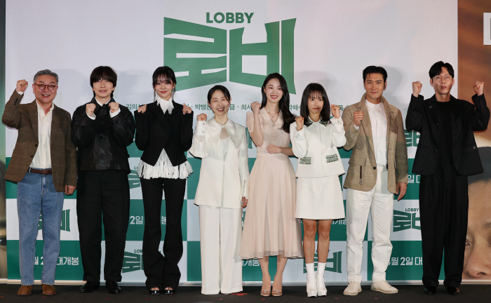[SC현장] "재밌고 이상한 영화"…'로비' 감독 하정우, 제대로 나이스…