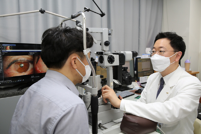 안구 '군날개' 모양으로 안구건조증 악화 여부 판단