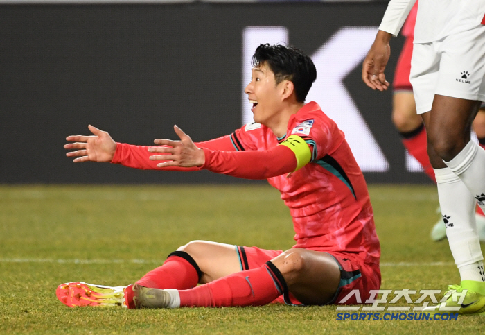 [현장인터뷰]'속상한' 캡틴 손흥민의 작심발언 "홈 부진? 홍명보호 원정…