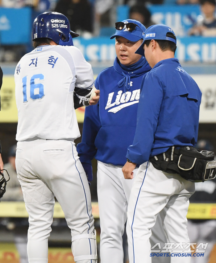 '왕조시절'도 못해본 17년 만의 기록...팀타선 자체가 레전드, '충격…