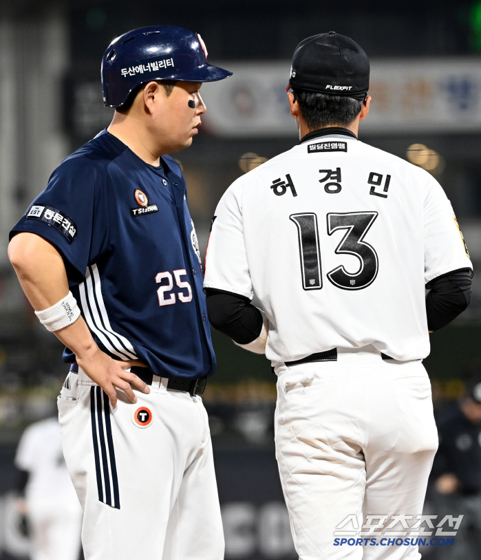 '감히 날 속여?' 빈 글러브 태그에 처절한 응징, 허경민에 아찔한 엉덩…