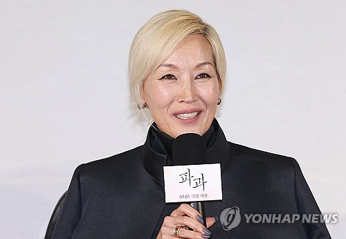 '파과' 민규동 "60대 킬러, 이혜영 보자마자 운명적이라 느껴"