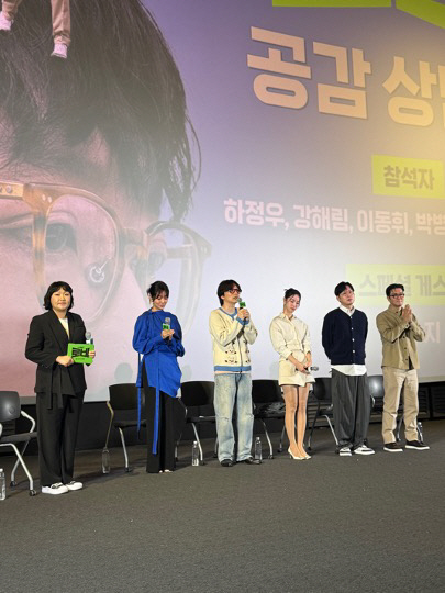 "하정우 표 말맛 코미디"…'로비', '대세' 이수지와 공감 상담소 성료