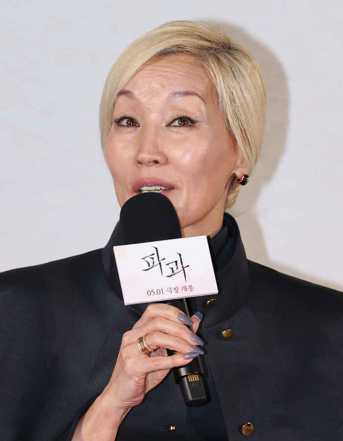 [SC현장] "보톡스 안 맞아 출연"…'파과' 이혜영, 사상 초유 63세 킬러의 등판이라니(종합)