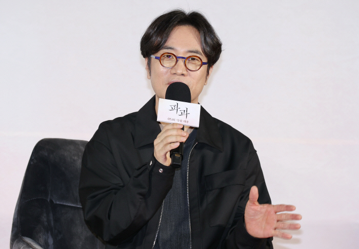 [SC현장] "보톡스 안 맞아 출연"…'파과' 이혜영, 사상 초유 63세…