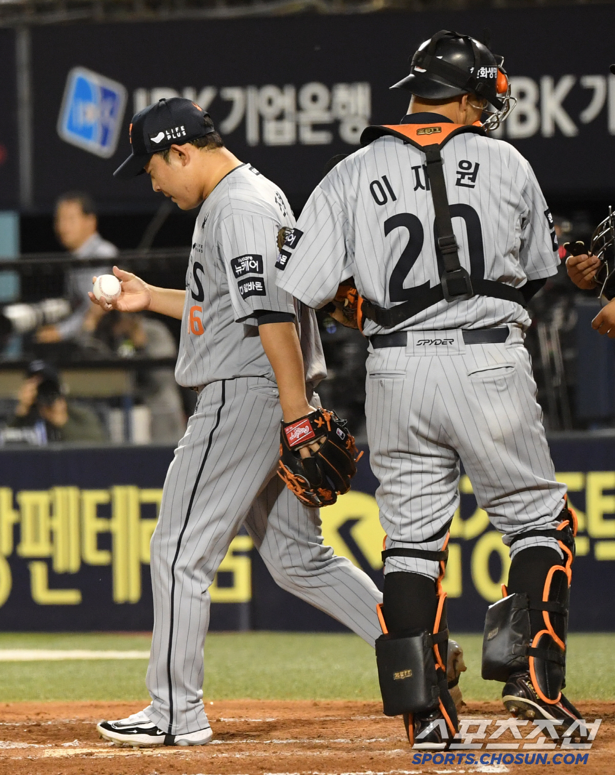 겨우 4경기만에 갑자기가 아니었다. 달감독의 마음엔 이미 클로저 김서현이…