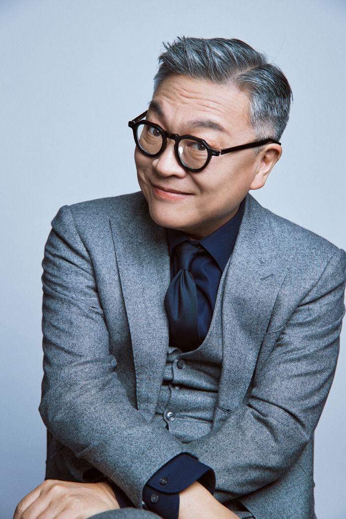 [인터뷰①] '로비' 김의성 "'급성 맹장염' 하정우? 살아만 있으면 괜찮다"
