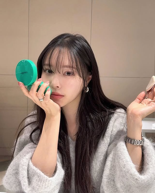 '박성광♥' 이솔이, 눈 성형했나..'확 달라진 눈매'에 의혹↑