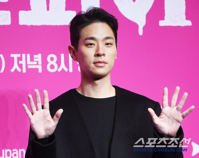 박정민, 첫 좀비물 도전 "'뉴토피아', 즐거운 기억으로 오래 남을 작품"