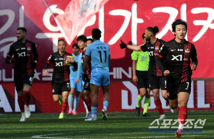 FC서울 정승원 '관중에 대한 비신사적 행위' 가능성, K리그 '경기평가…