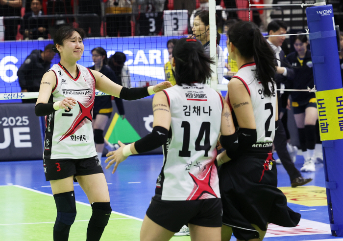 "김연경 라스트댄스? 나는 악역이 되겠다" 챔프전 전도사, 이악문 염혜선…