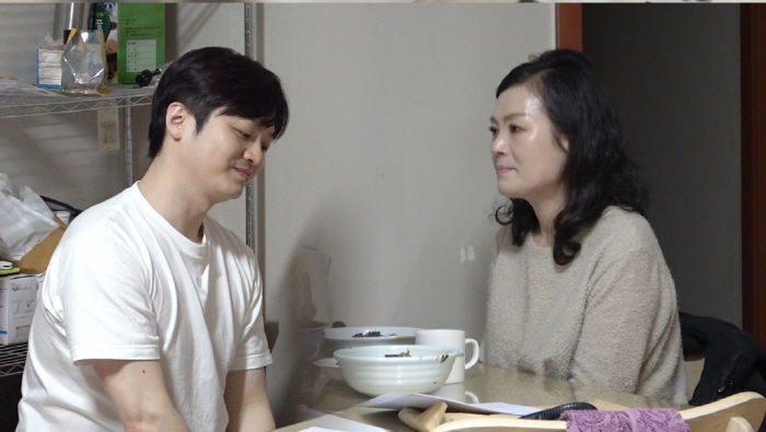 황가람 "노숙할때 살 40kg 이상 빠져..지금도 빚 남아, 알바하고 있…
