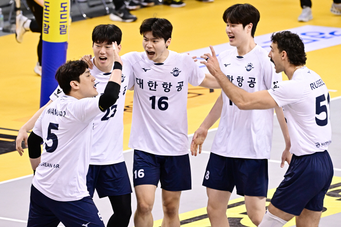현대캐피탈 나와! 유광우 앞세운 대한항공, 5연속 우승트로피 도전…KB손…