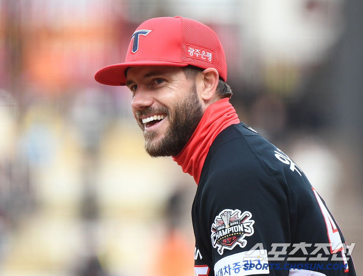 ML식 신구장, 88HR 기억 깨웠나…신구장 1호포부터 3연속 홈런까지 …