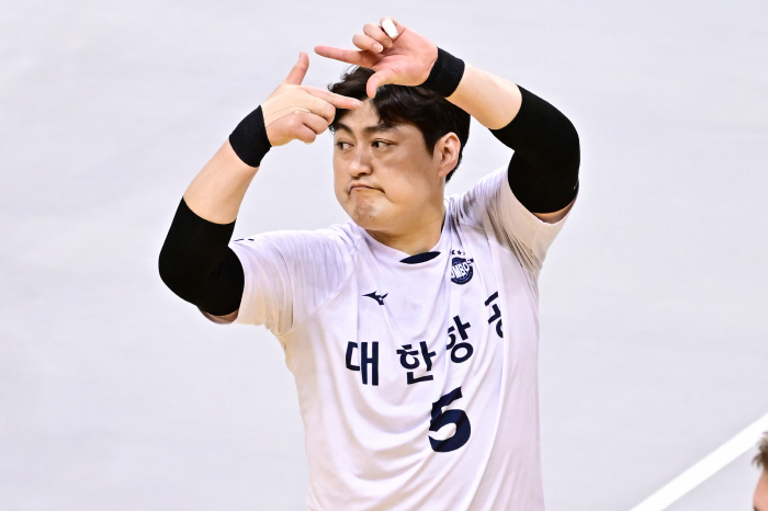 "현대캐피탈? 자극하면 안돼" 12번째 우승 도전, 40세 노장이 꺼낸 …