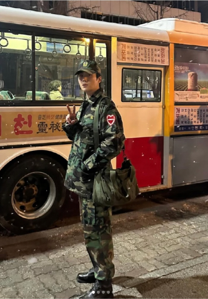 [SCin스타] 보조개로 팬심 흔든 김선호…‘폭싹 속았수다’ '금명바라기…