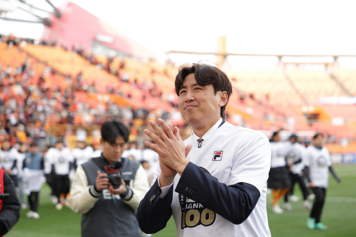 '은퇴' 구자철의 구자철다운 직언 "일본 축구 따라가지 못할 정도의 격차…