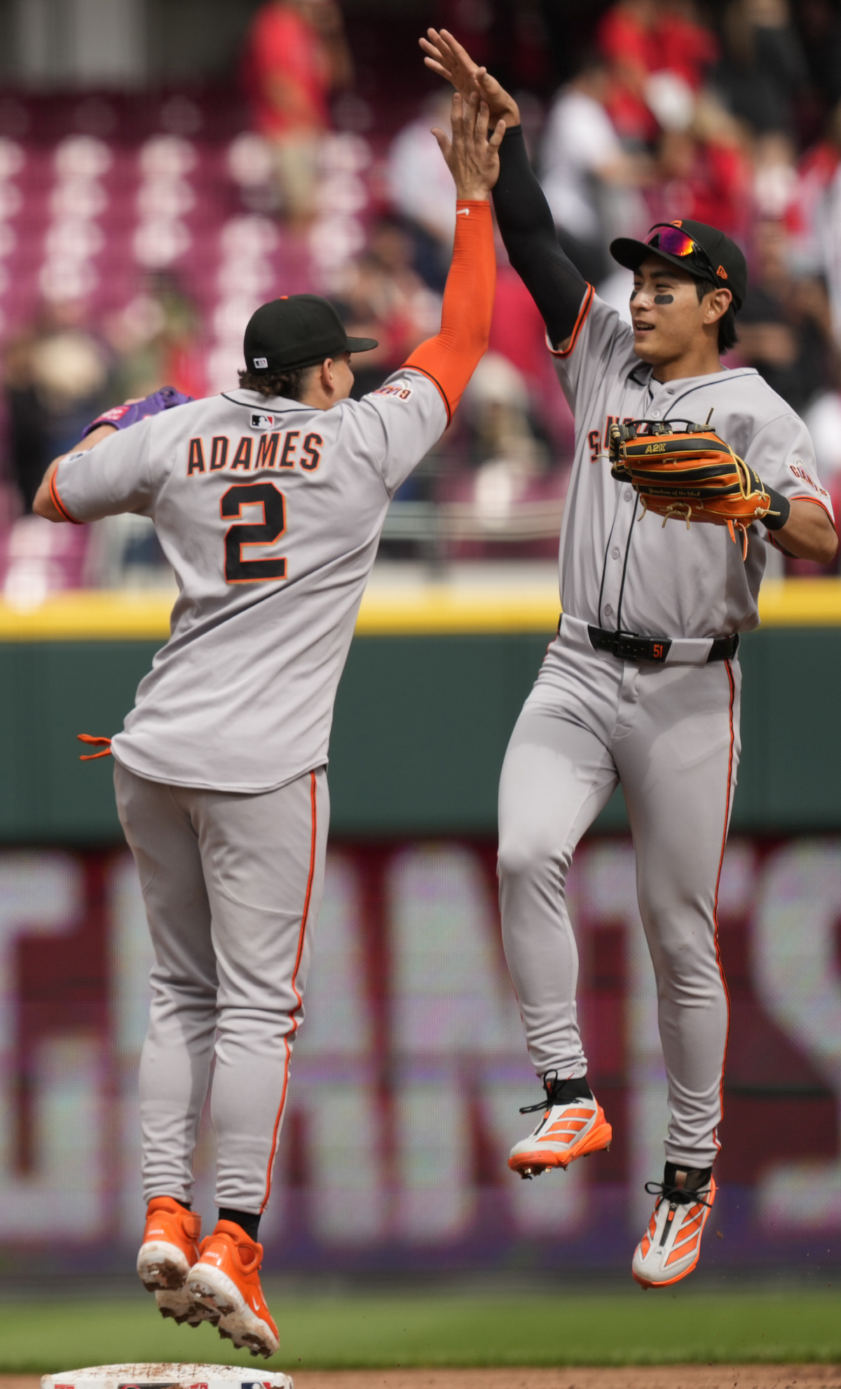 2루타 쾅! 내야안타 쾅! "이정후 스트롱(strong) 시리즈! 채프먼…