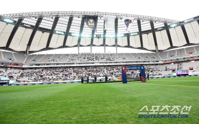 '프로야구 안타까운 사고 발생' 한국프로축구연맹, 시설물 긴급 점검 돌입