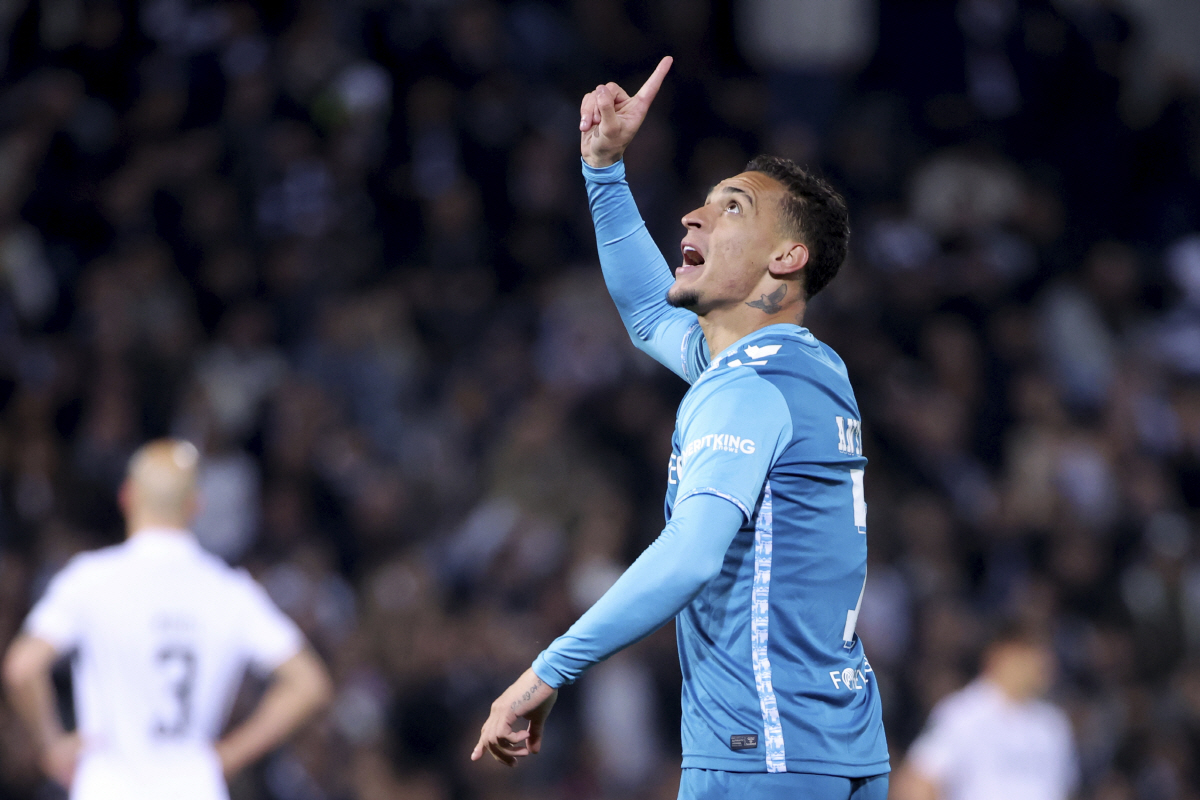 "美쳤다, 돈 모아보자" 맨유 1550억 '먹튀' 환골탈태, 'BBC'도…