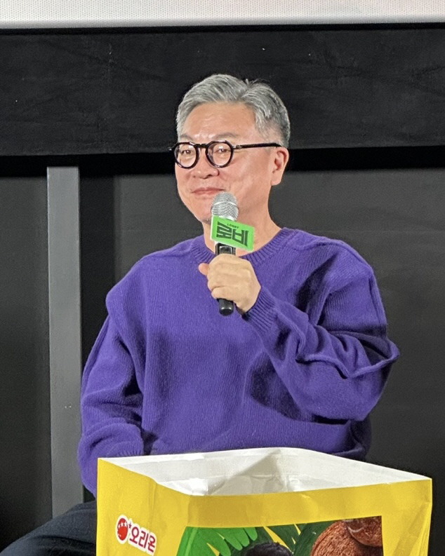 하정우, '급성 맹장염' 투혼 빛났다…'로비', 엄지렐라들 모여라 이벤트 성료