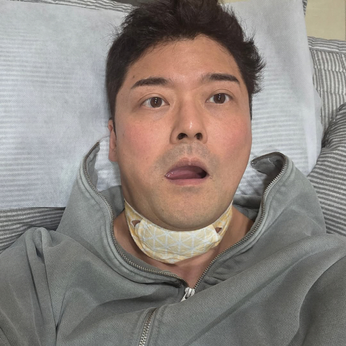 전현무, 후두염 '초췌' 모습에도 놓칠 수 없는 유행..."이 역시 다 …