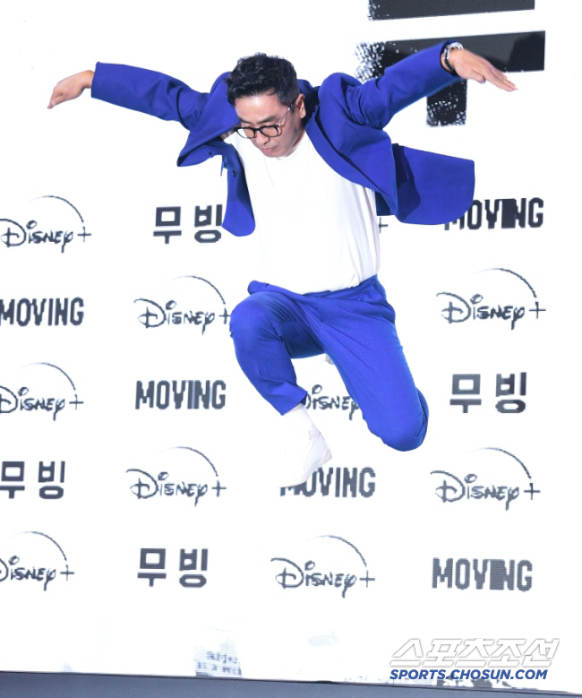 '코미디=류승룡' 공식 통할까..치킨집 은퇴한 류승룡 이번엔 대기업 '김…