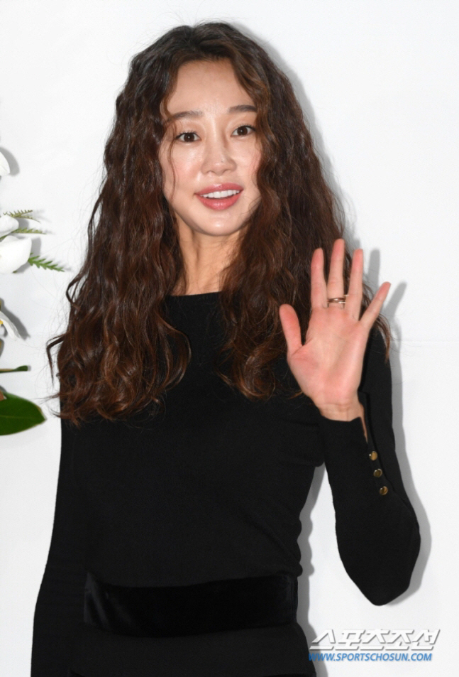 5년전부터 별거? 2년전에 "사랑스런 아내"라고 했는데...최여진 결혼 …